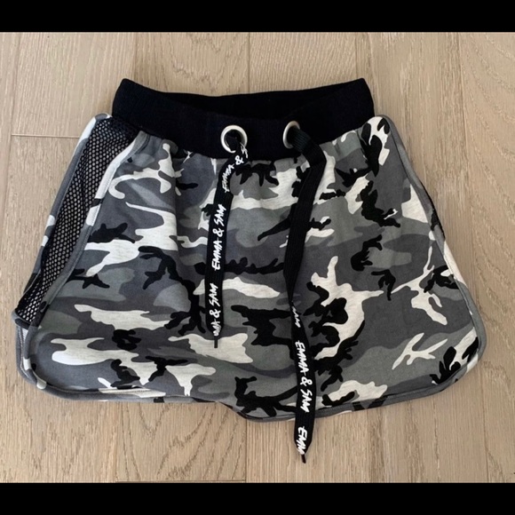 LF Dresses & Skirts - LF Emma & Sam camo camouflage terry skirt xs